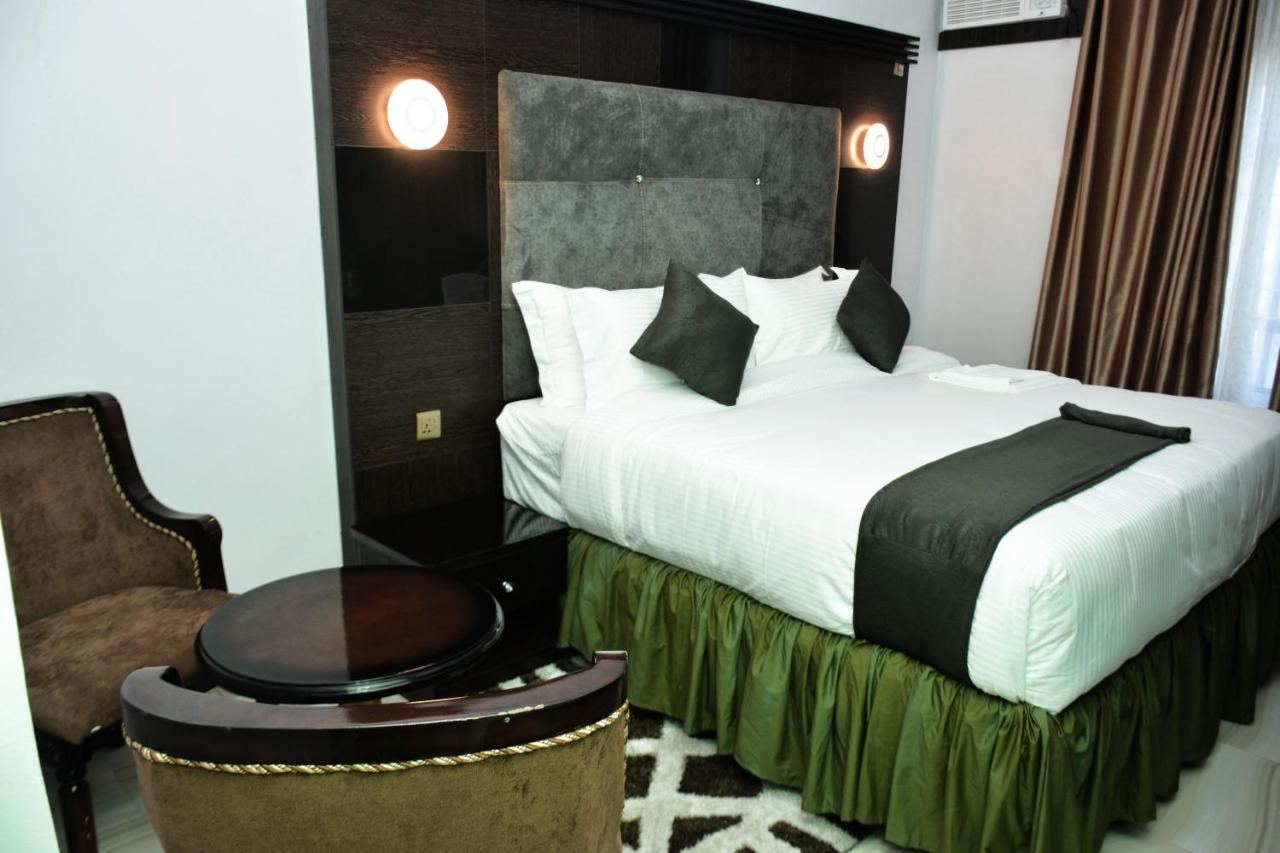 Vacation Villa Hotels And Suites Asaba Luaran gambar